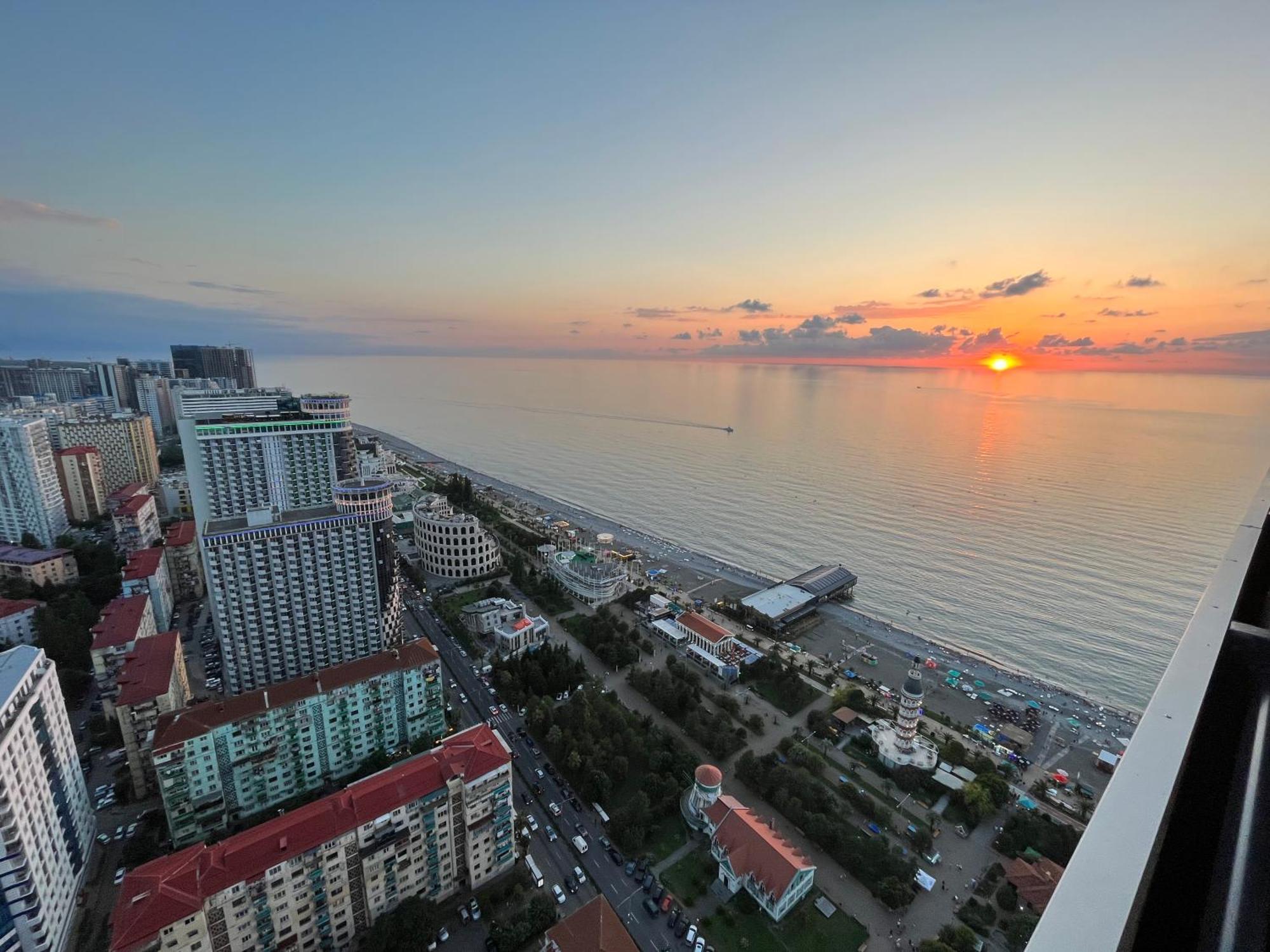 Orbi City Sun Tower 43 Floor Μπατούμι Εξωτερικό φωτογραφία